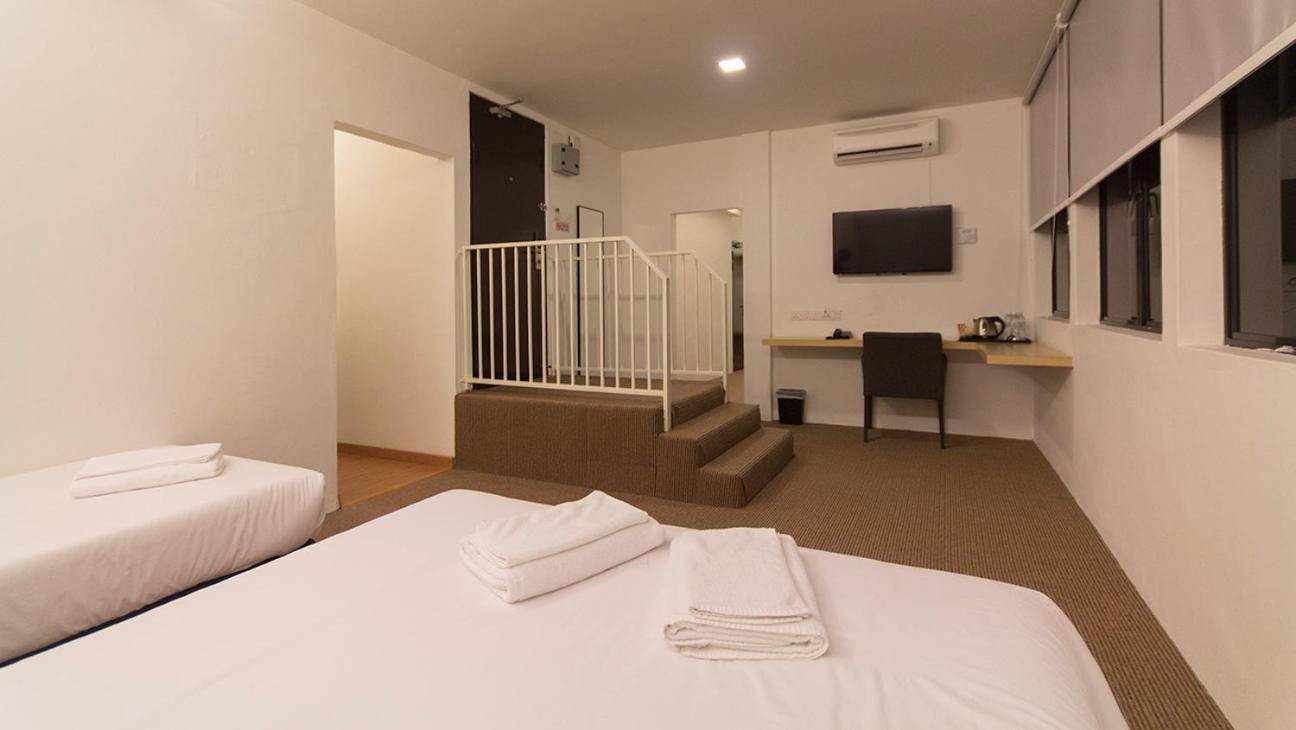 Hotel Raub Since 1968 Zimmer foto