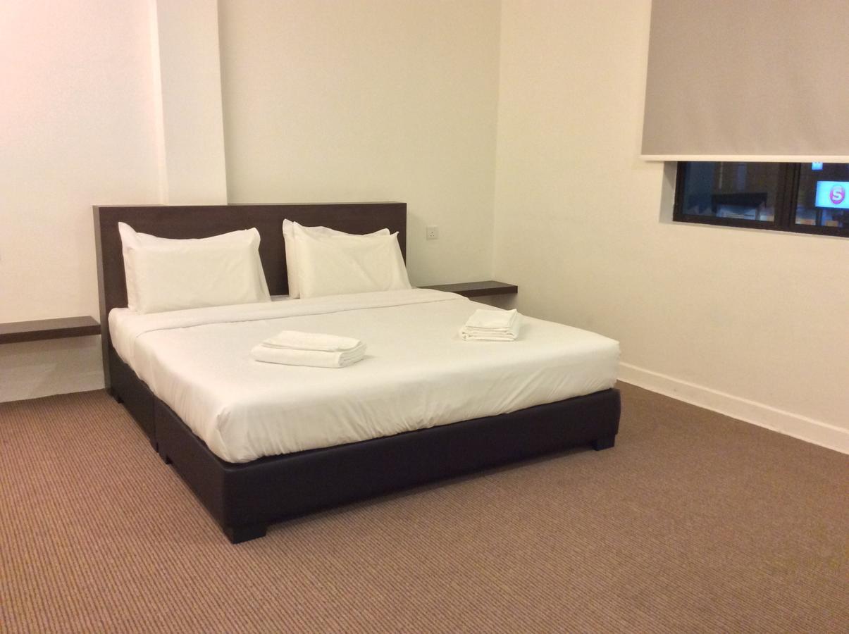 Hotel Raub Since 1968 Zimmer foto